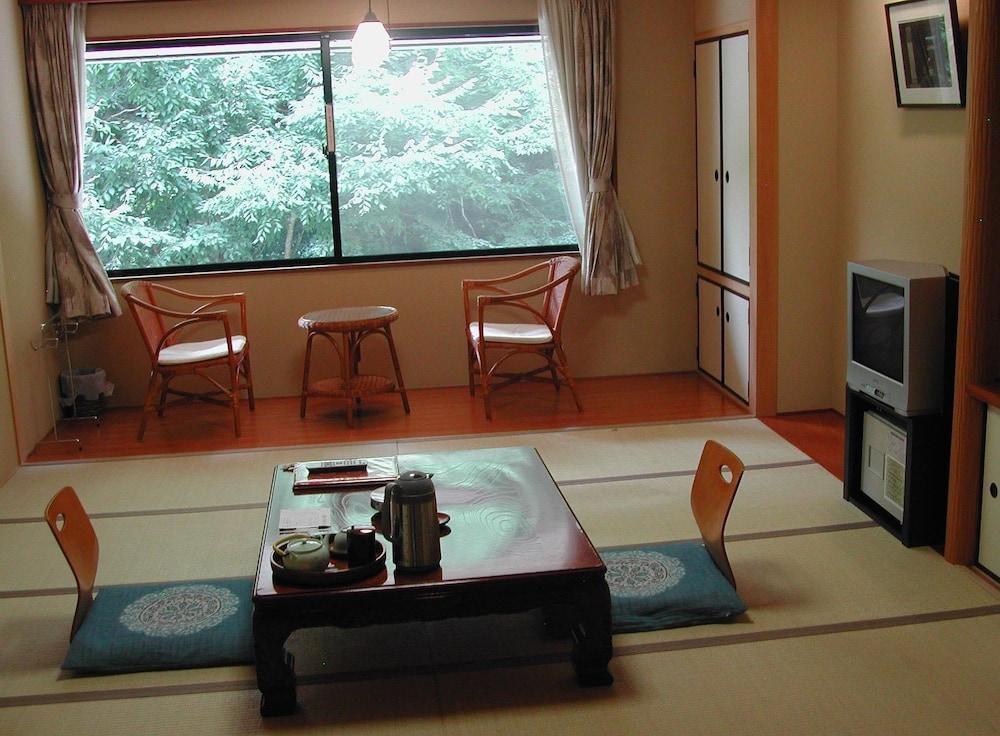 Отель Kurama Onsen Киото Экстерьер фото